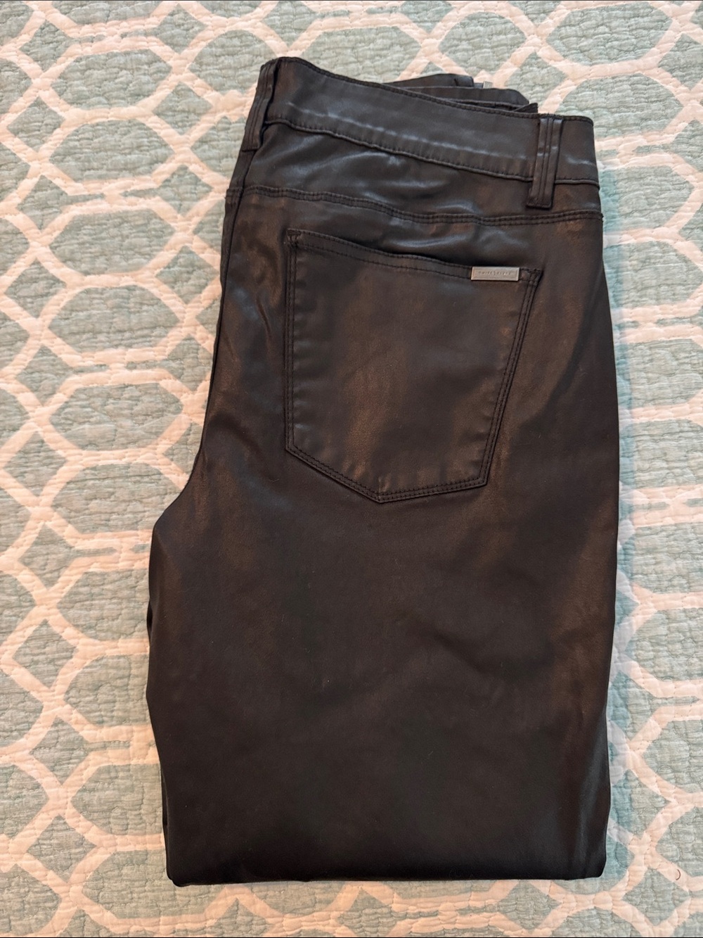 White House Black Market Black Cropped Ankle Pants